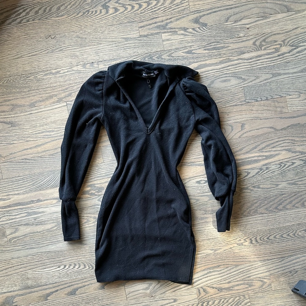V neck knit dress with collar